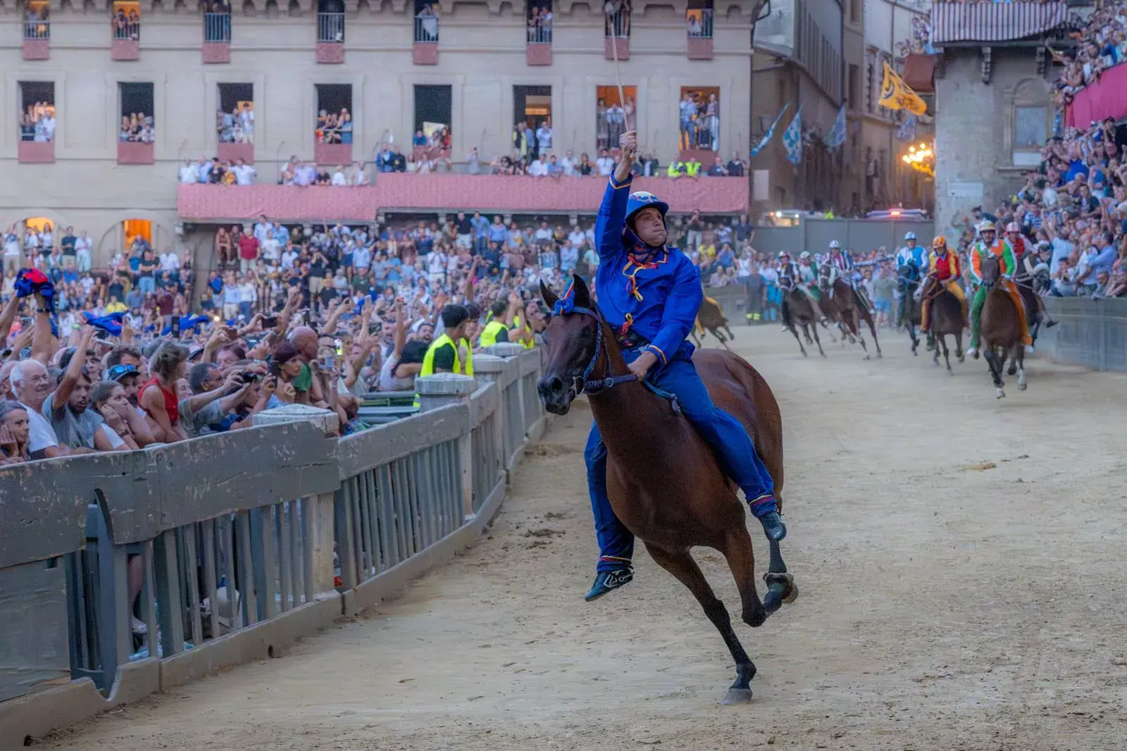 Il Nicchio vince il Palio del 18 agosto 2026