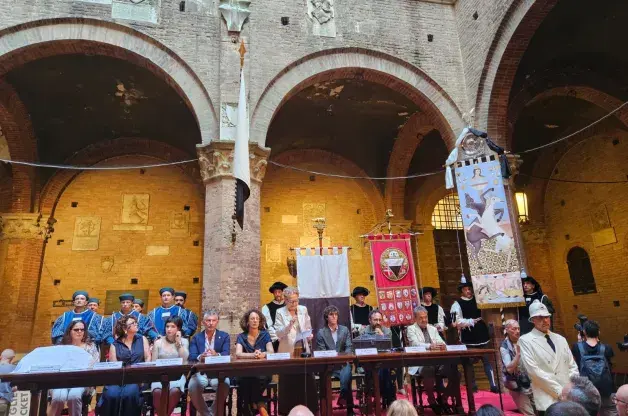 Presentazione del Palio del 2 luglio 2026