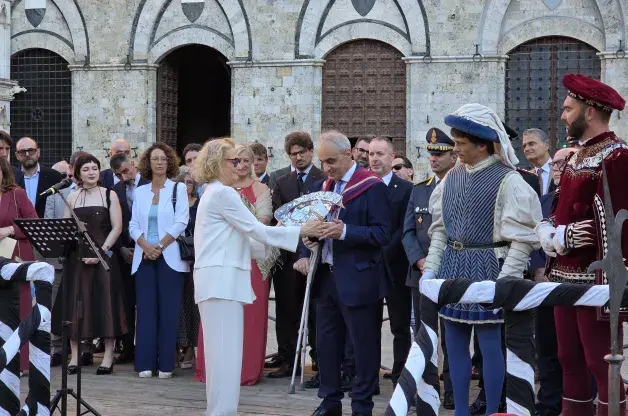Consegna del Masgalano 2026 alla Contrada della Torre